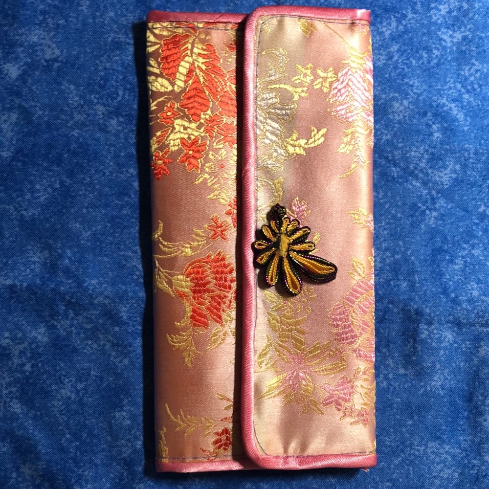 Fabric wallet